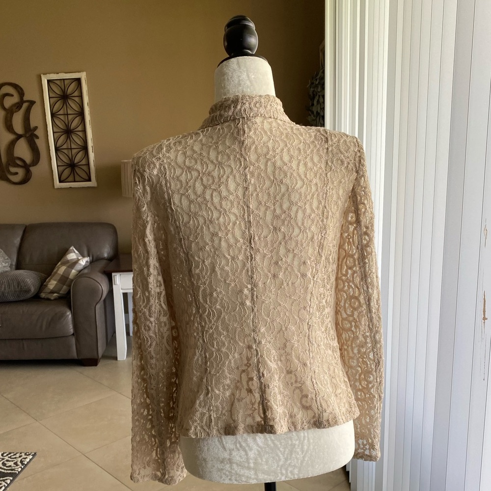 3/$10 Chico’s Lace Blazer - Picture 3 of 7